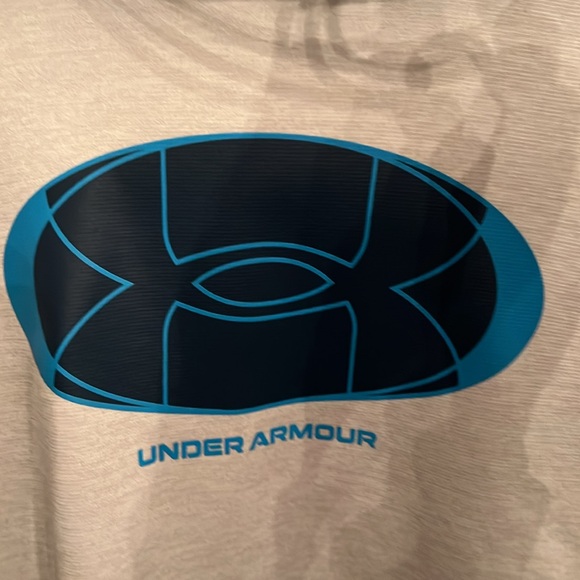 Under Armour hoodie - Picture 2 of 7